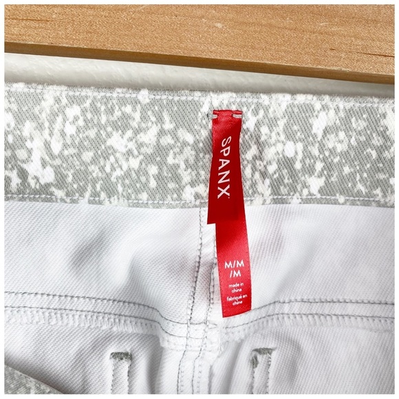 Spanx Speckled Gray Jean-ish Leggings Size Medium - Picture 7 of 10